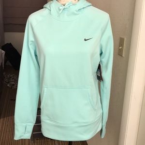 GORGEOUS THERMA FIT NIKE HOODIE💕NWOT